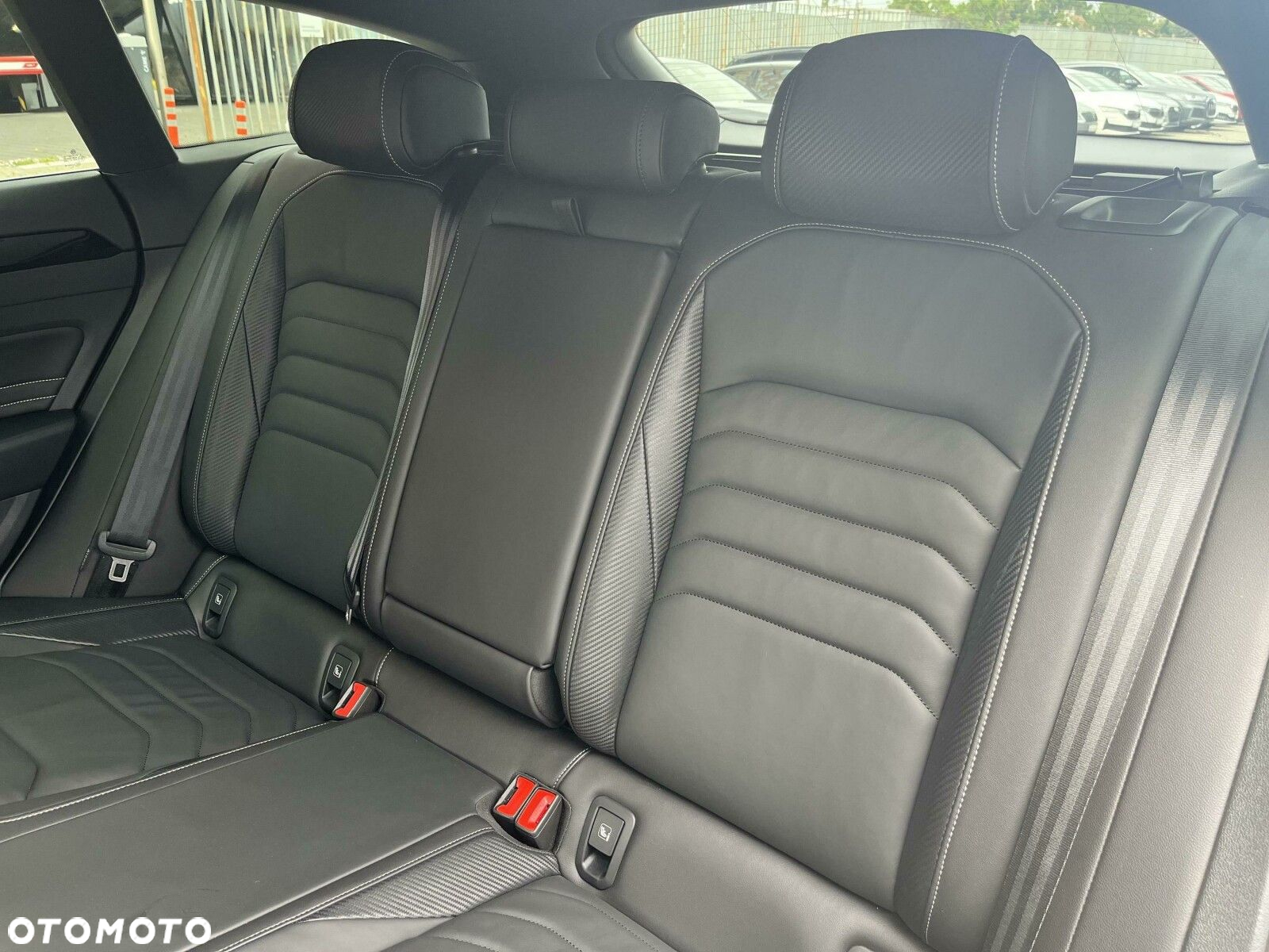 Volkswagen Arteon 2.0 TDI 4Motion R-Line DSG - 36