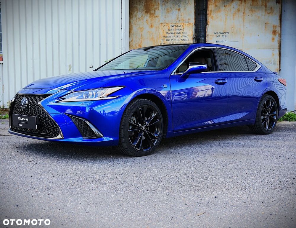 Lexus ES 300h F Sport Design - 5