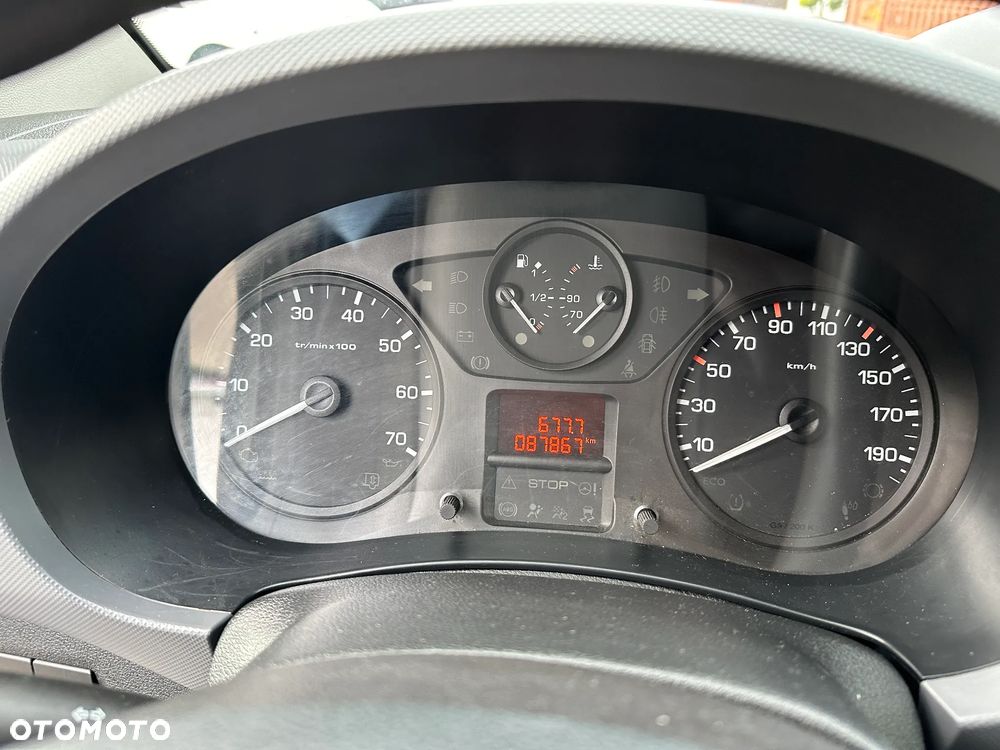Peugeot Partner - 8
