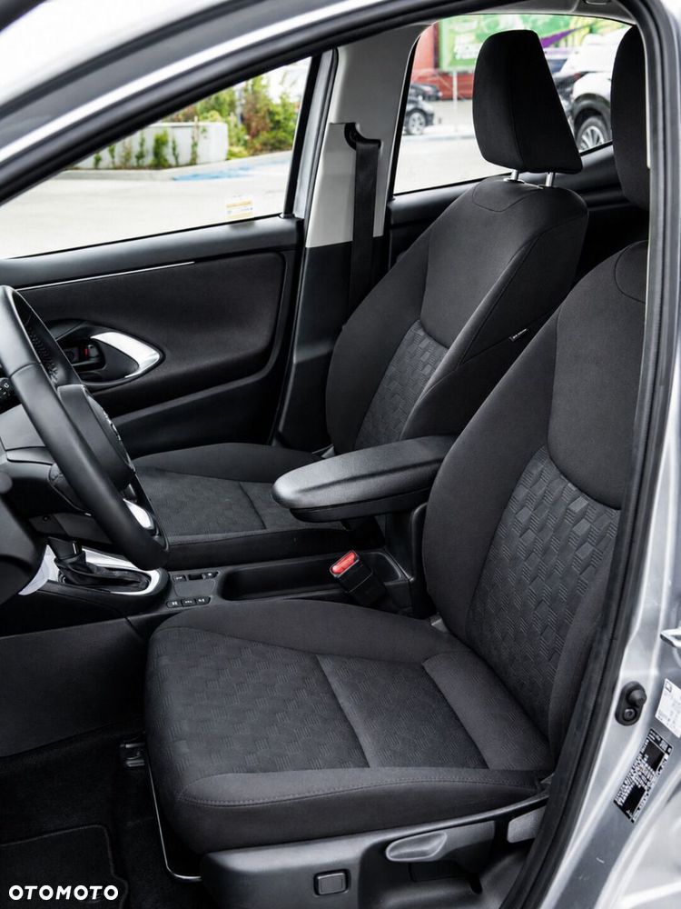 Toyota Yaris - 19