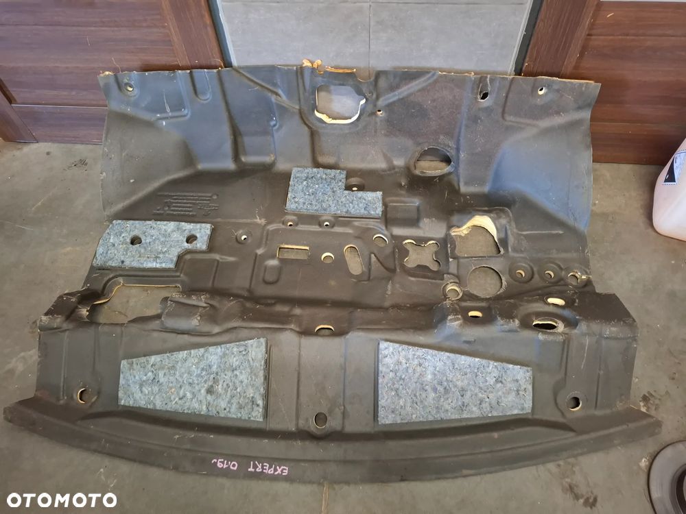 Wygłuszenie ściany grodziowej Peugeot Expert 2019 rok - 1