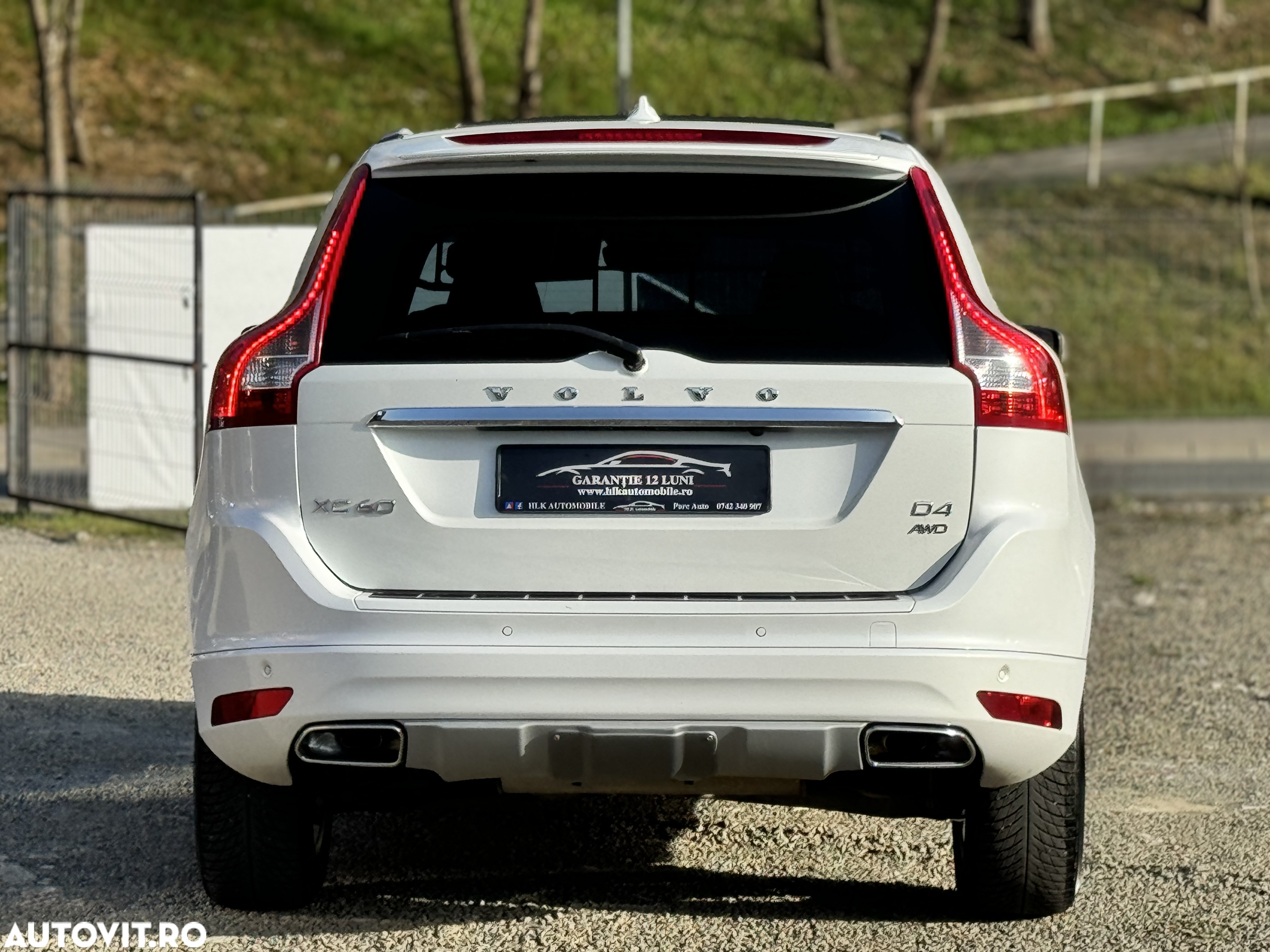 Volvo XC 60 D4 AWD Geartronic Summum - 11