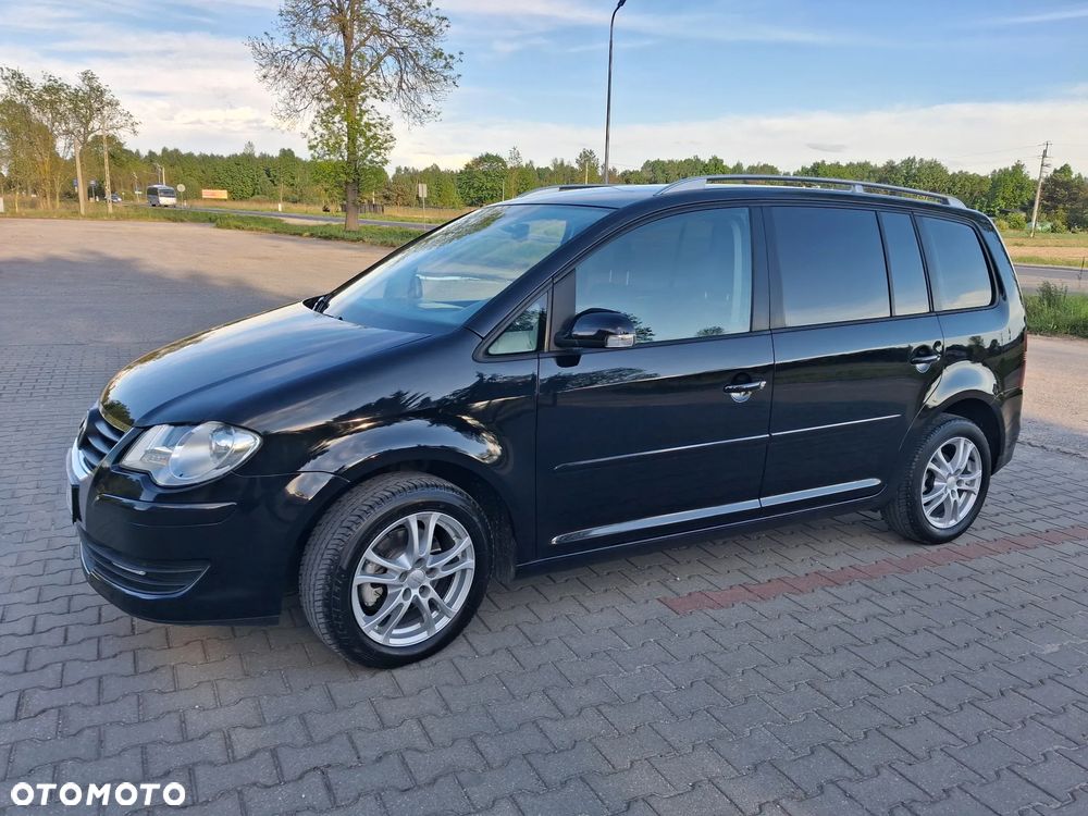 Volkswagen Touran 2.0 TDI DPF Trendline - 3