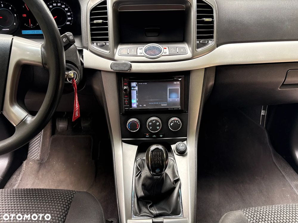 Chevrolet Captiva 2.2 2WD LS - 16