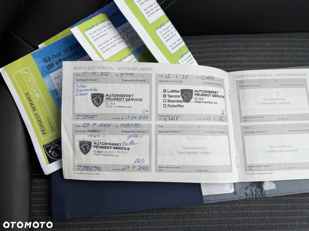 Peugeot 3008 1.6 PureTech Hybrid PHEV Allure Pack S&S EAT8 - 17