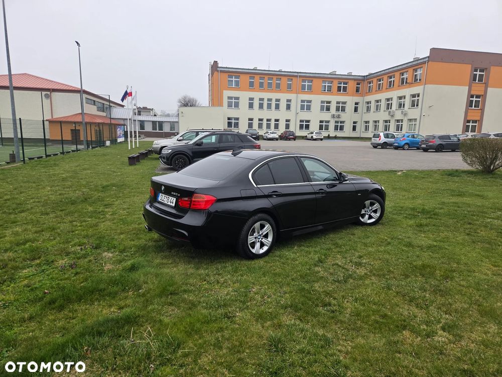 BMW Seria 3 320d Blue Performance Luxury Line - 20