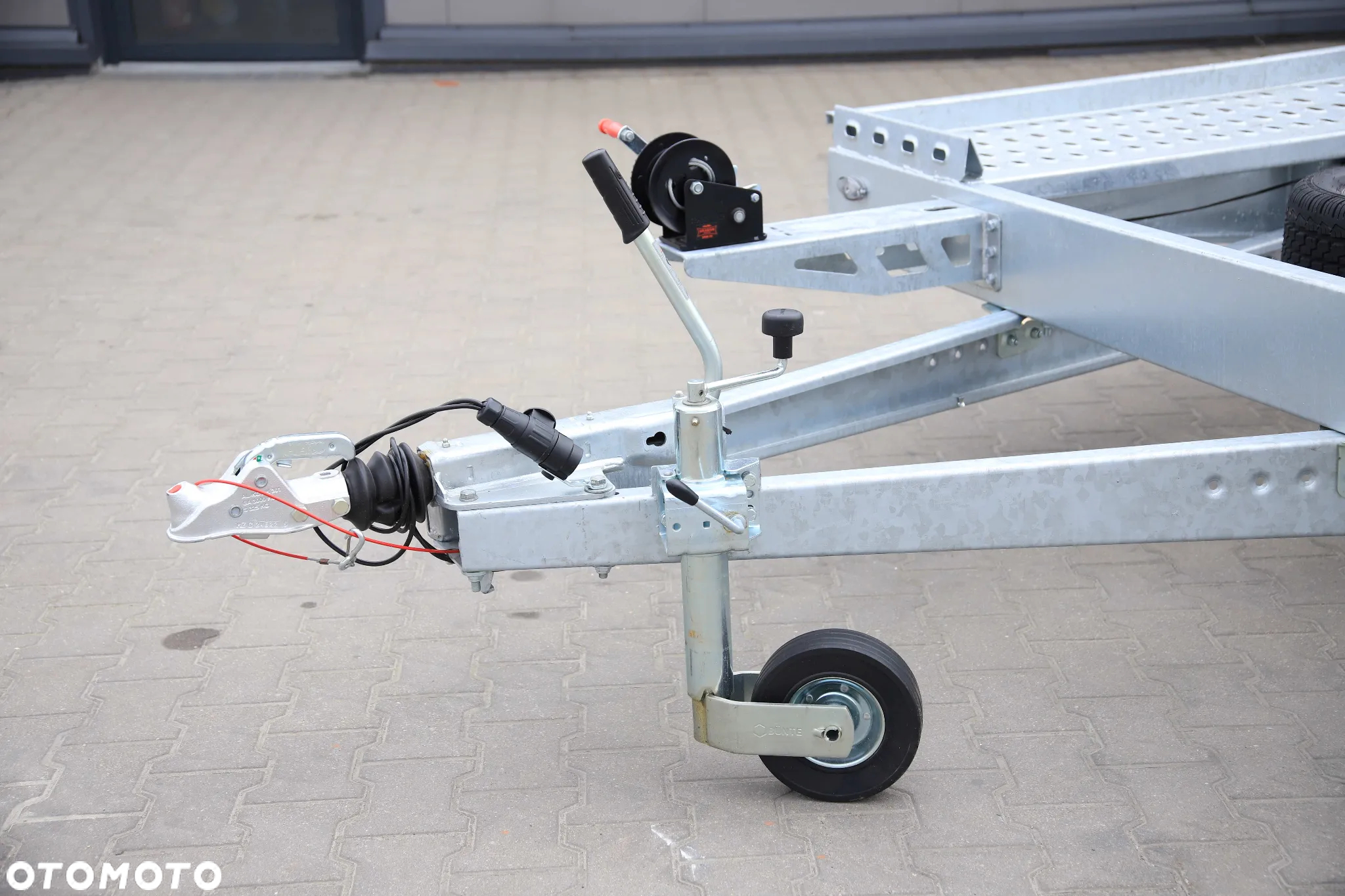 Niewiadów JUPITER SM 5 X 2,1 DMC 3000 kg Koła 13C - 2