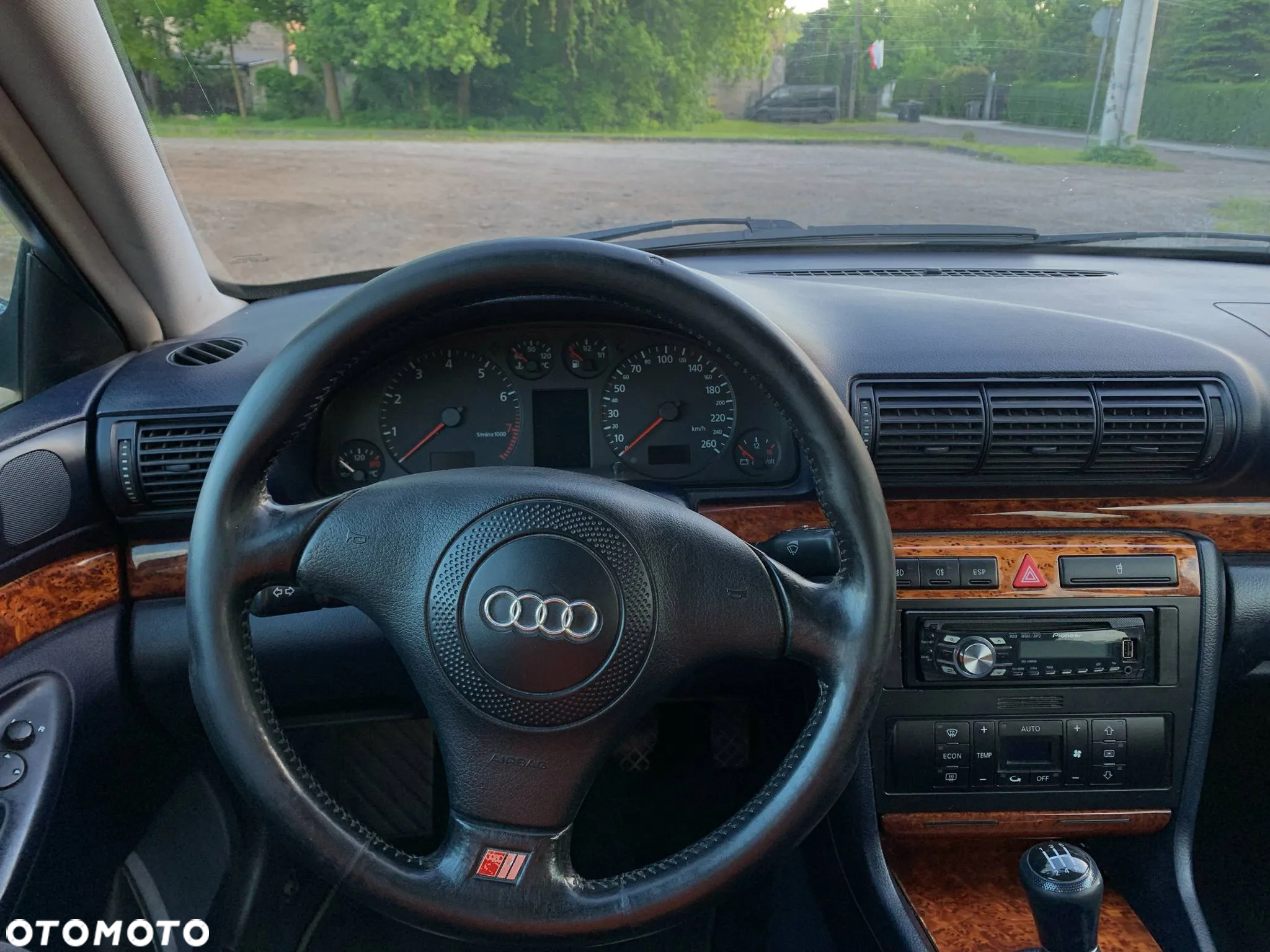 Audi A4 Avant 1.8T - 12