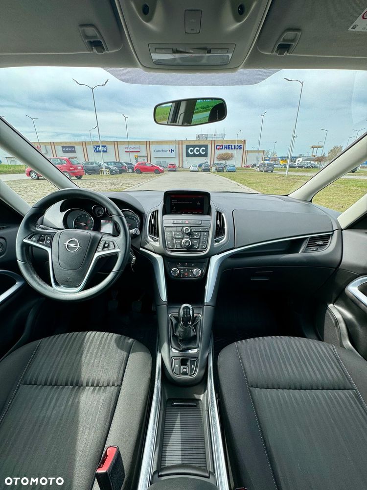 Opel Zafira 1.6 T SIDI Enjoy S&S - 33
