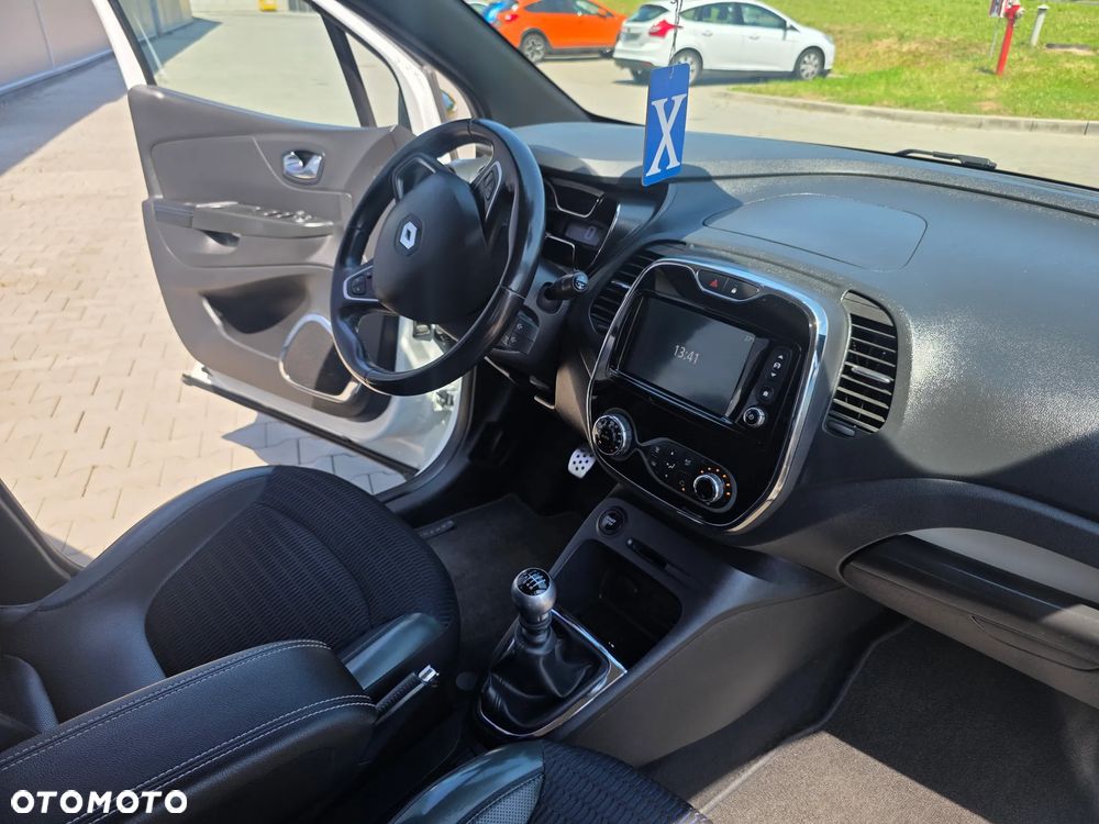 Renault Captur ENERGY TCe 120 Intens - 23