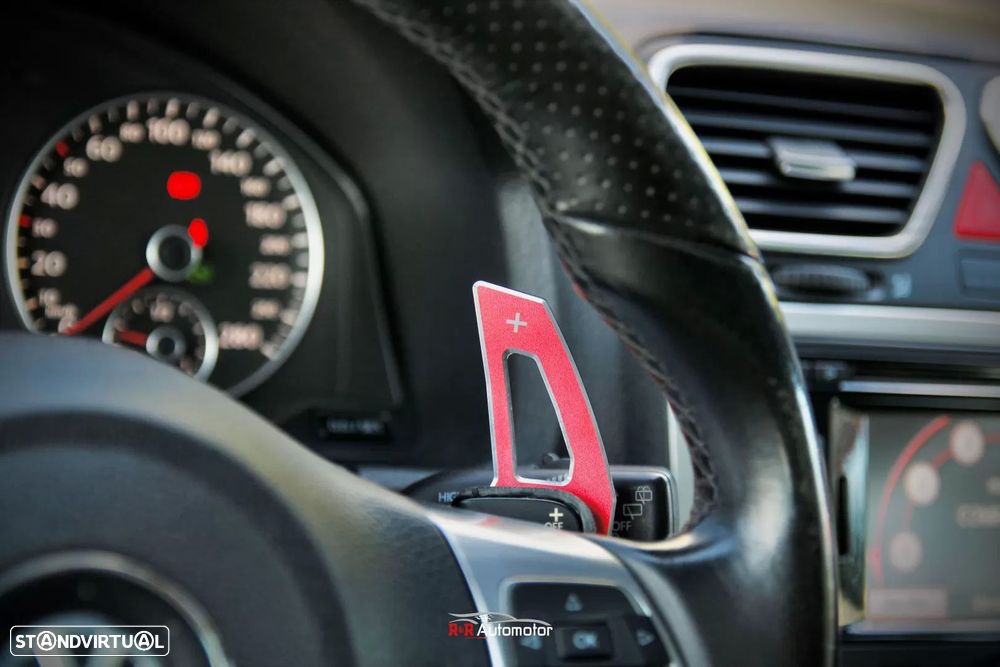 VW Scirocco 2.0 TDI Sport DSG - 29