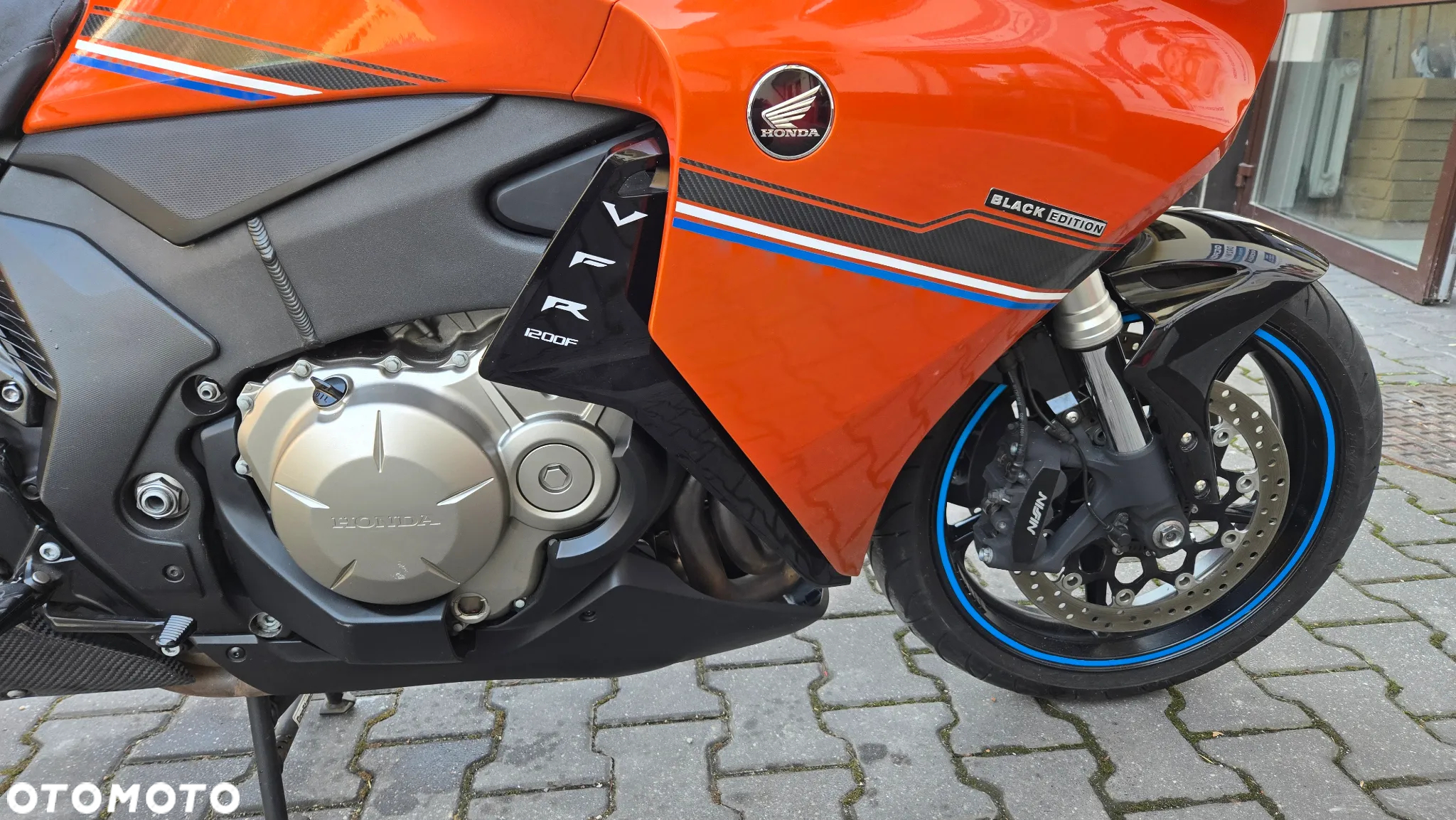 Honda VFR - 9