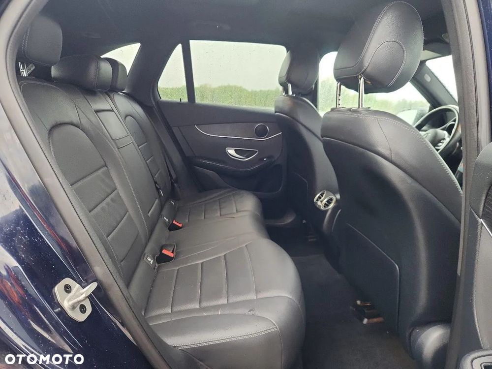 Mercedes-Benz GLC 300 4Matic 9G-TRONIC - 9