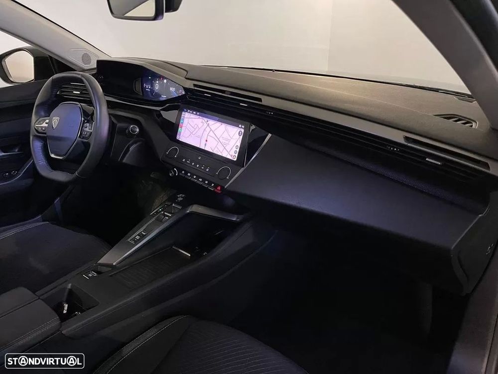 Peugeot 308 SW BlueHDi 130 EAT8 Stop & Start Active — fotografia 13