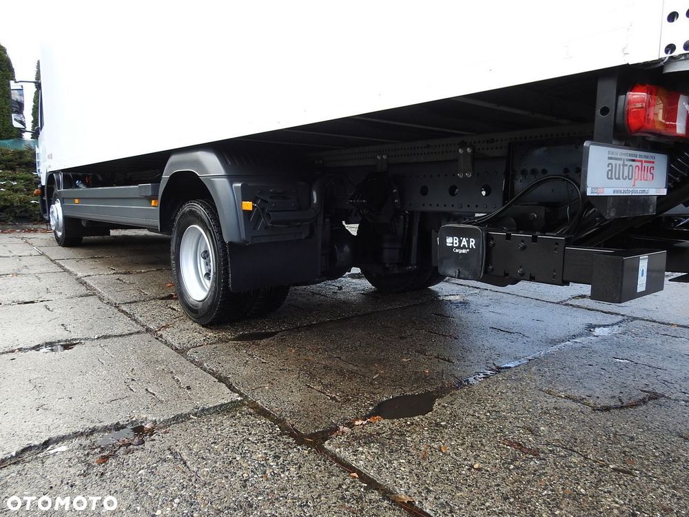 Mercedes-Benz ATEGO 12.24 KONTENER WINDA 18 PALET TEMPOMAT KLIMATYZACJA AUTOMAT  BLIŹNIACZE KOŁA  240KM - 18