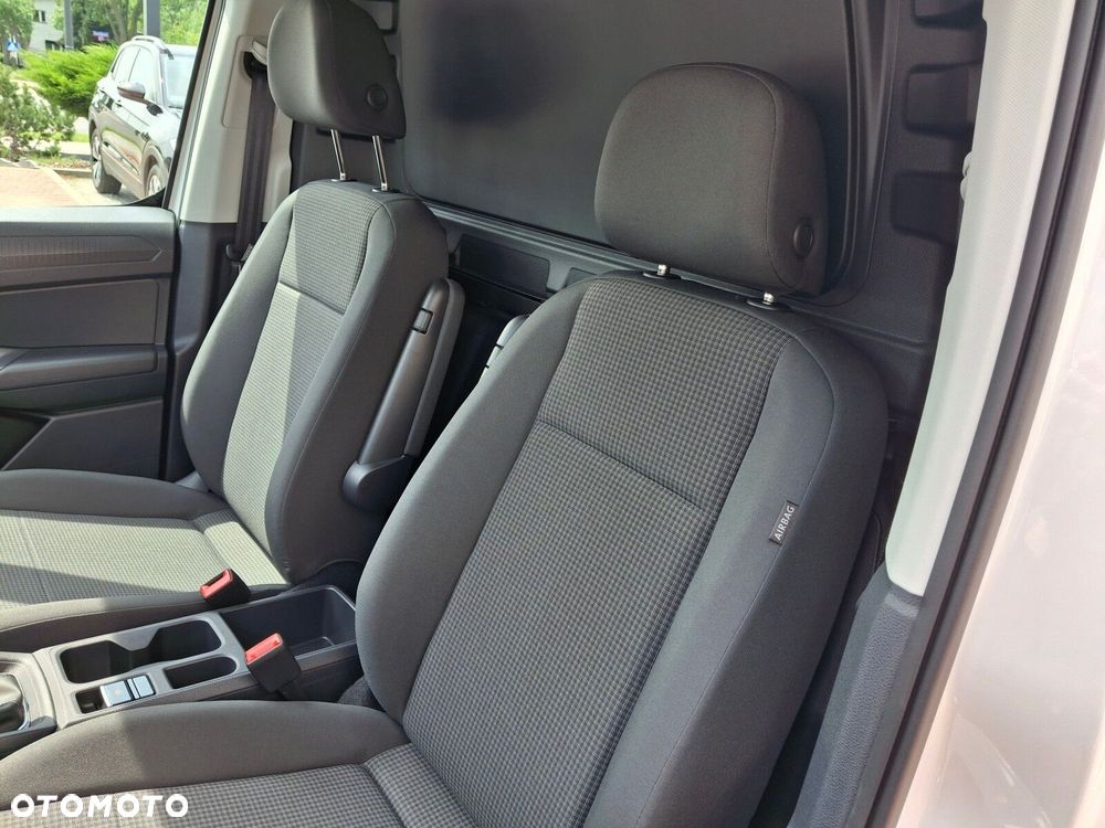 Volkswagen Caddy Maxi - 18