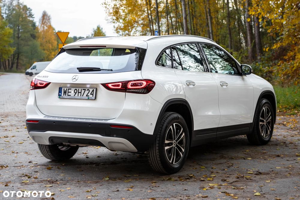 Mercedes-Benz GLA 200 Business Edition - 6