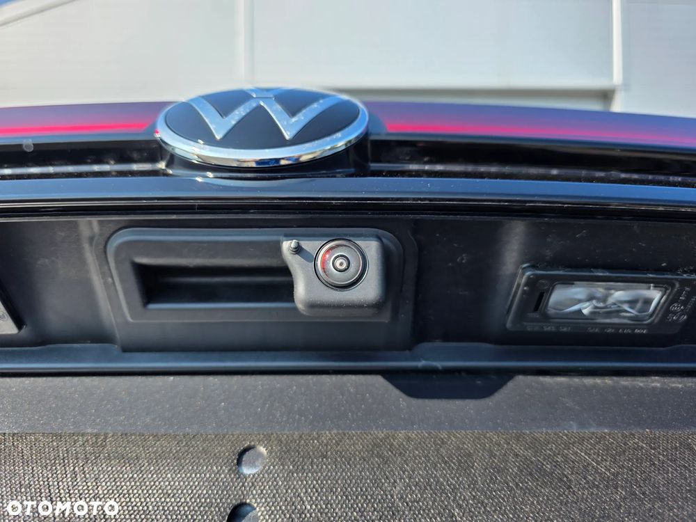 Volkswagen Passat - 27