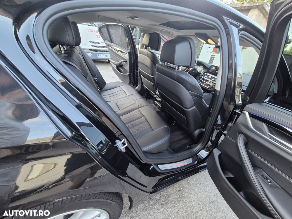 BMW Seria 5 520d xDrive AT - 7