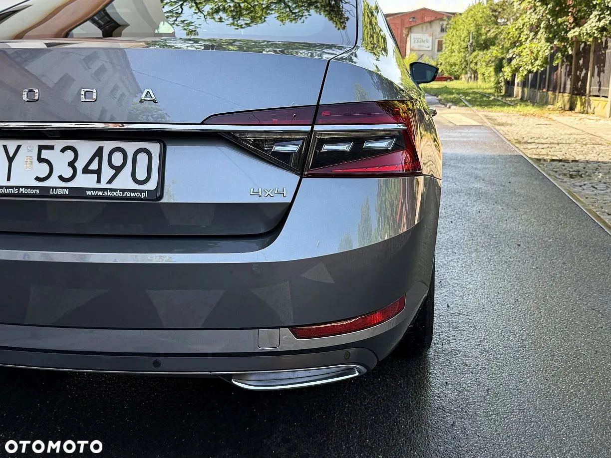 Skoda Superb 2.0 TDI SCR 4x4 L&K DSG - 40