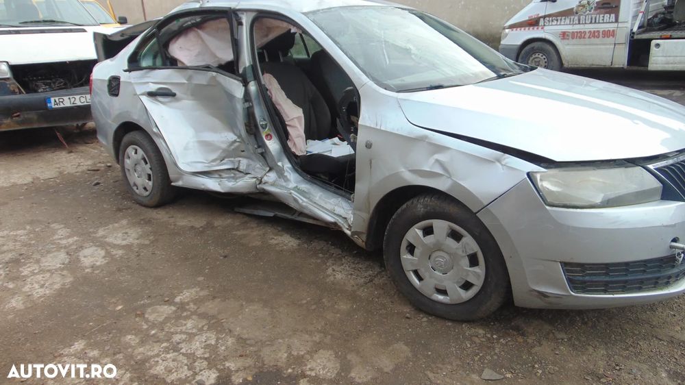 Bara fata Skoda Rapid an 2013-2019 - 4