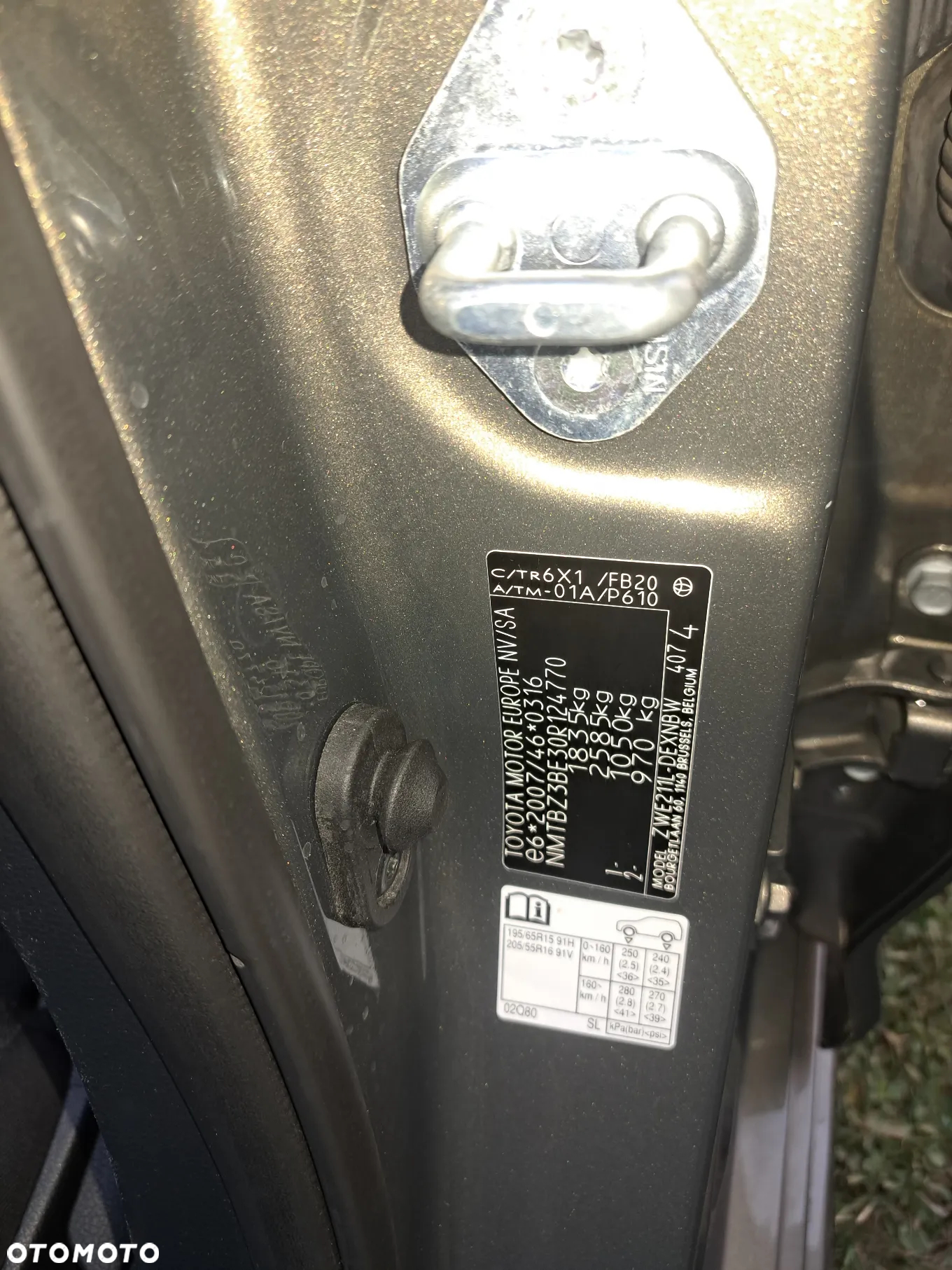 Toyota Corolla 1.8 Hybrid Comfort - 10