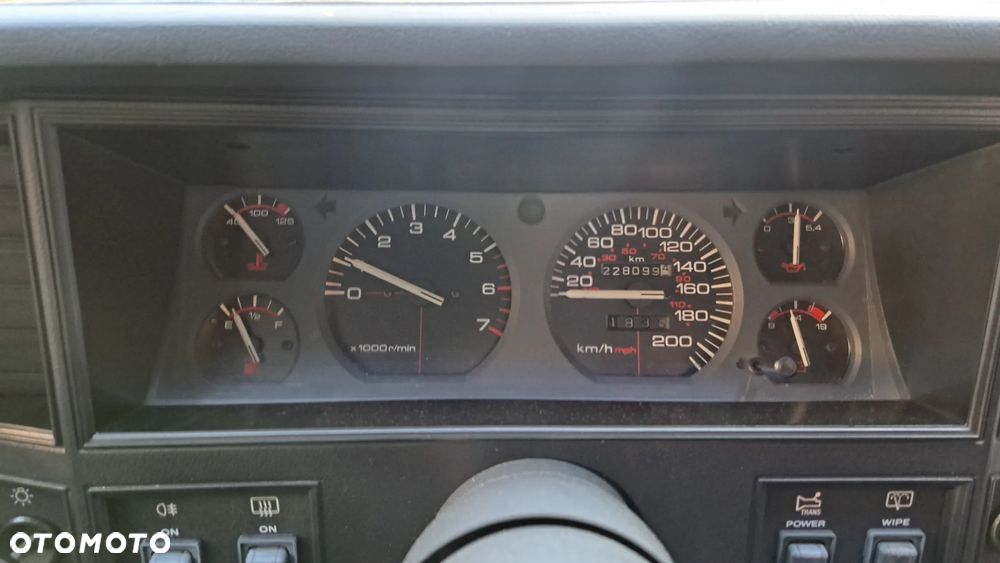 Jeep Cherokee 4.0 Limited - 12