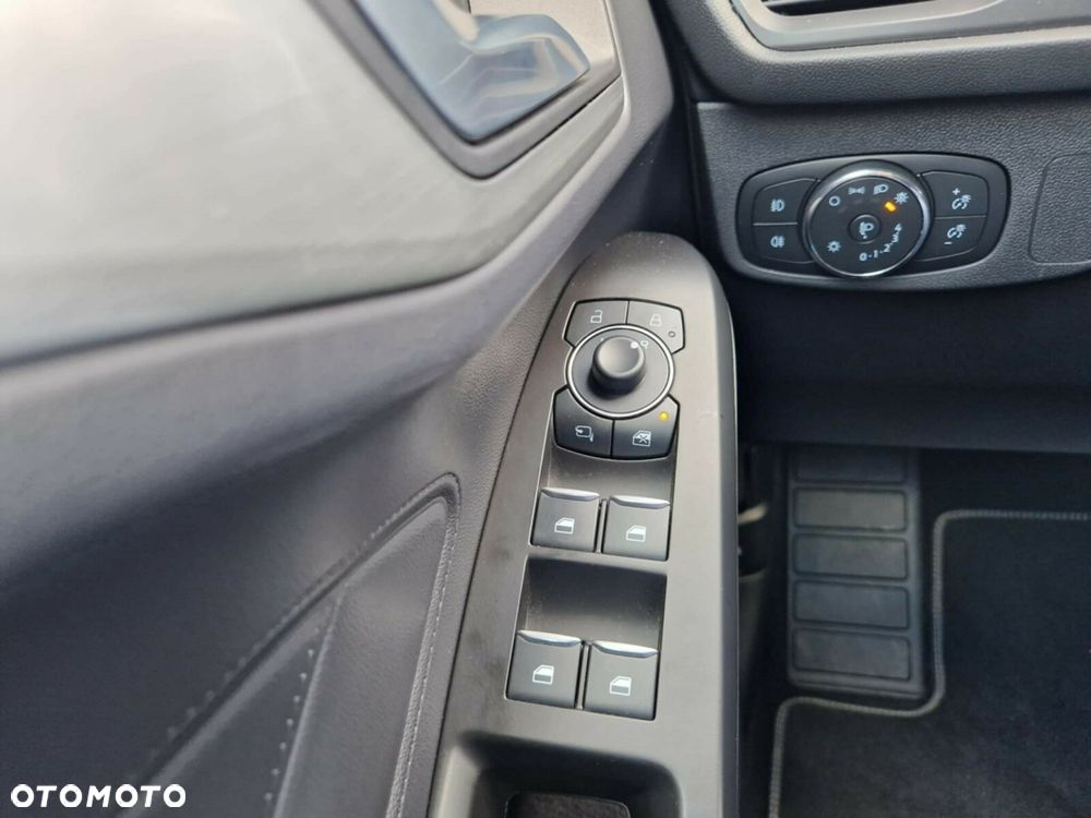 Ford Focus 1.0 EcoBoost mHEV Titanium X - 17