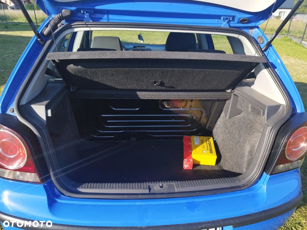 Volkswagen Polo - 8