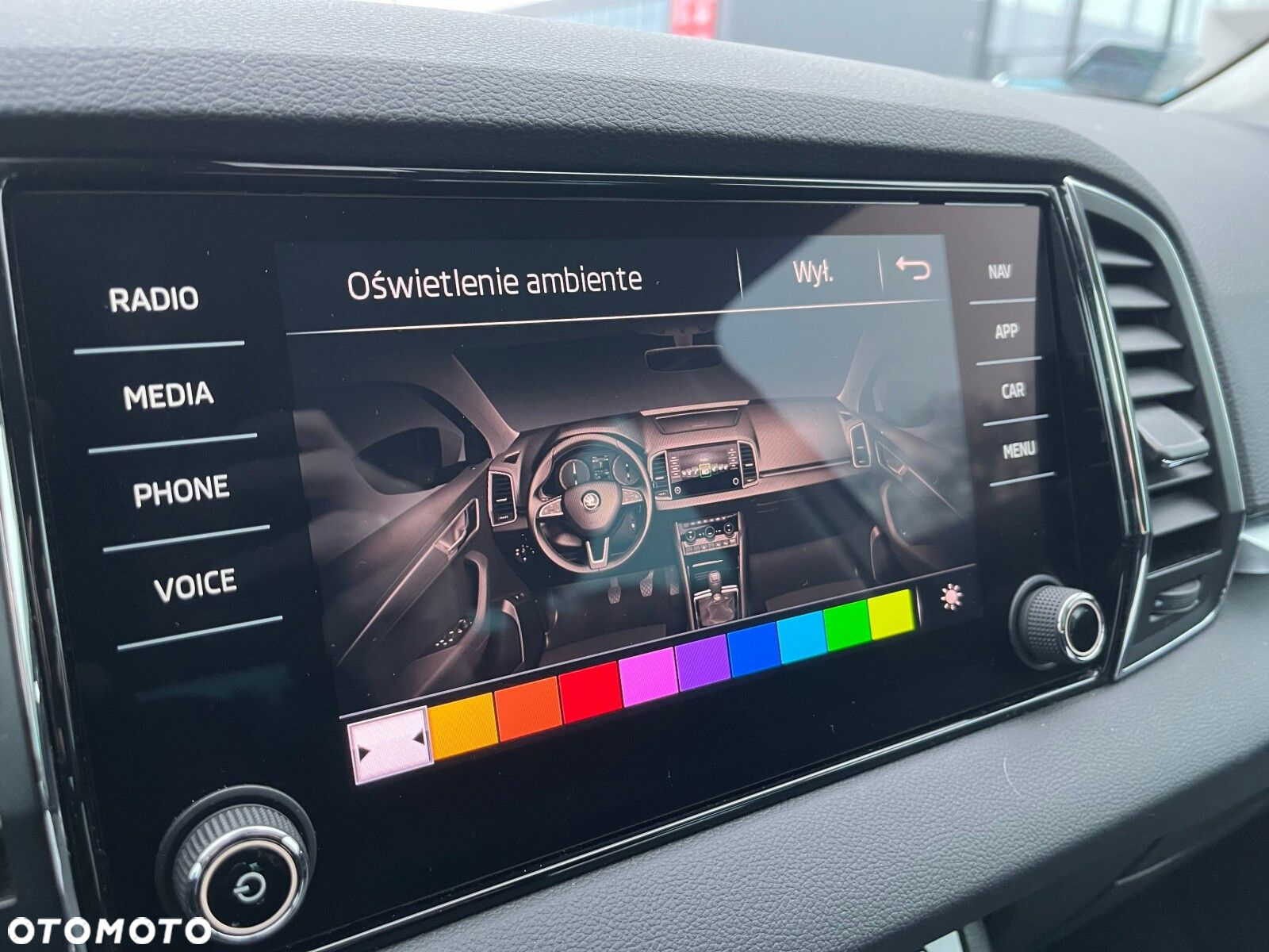 Skoda Karoq 1.5 TSI ACT 4x2 Style DSG - 32