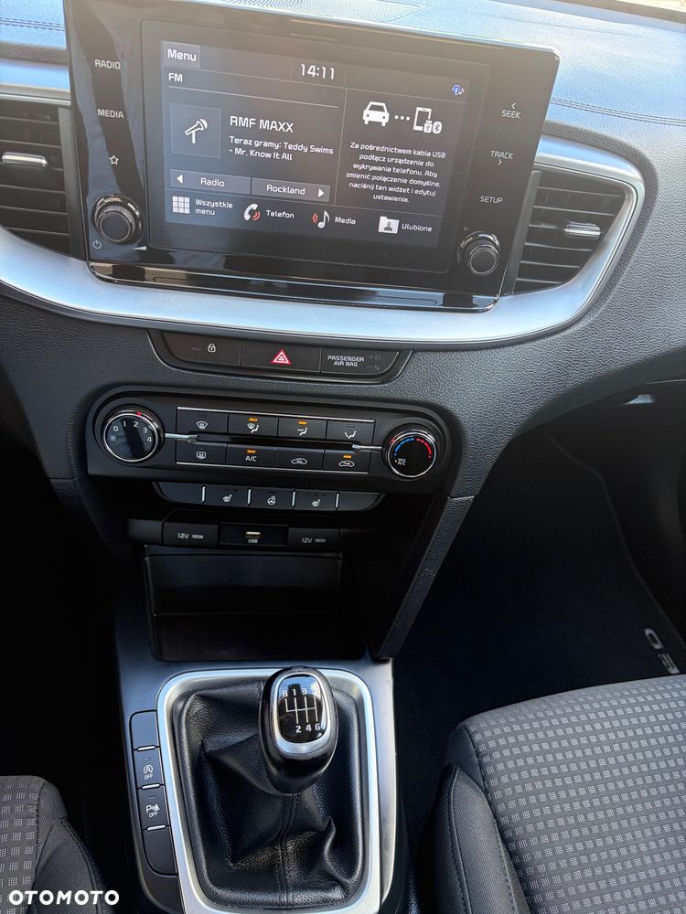 Kia Ceed 1.0 T-GDI L Business Line - 22