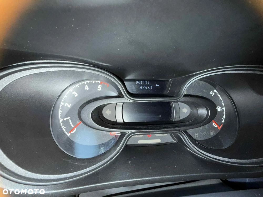 Opel VIVARO - 16