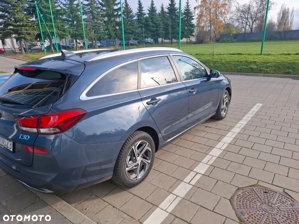 Hyundai i30 1.0 T-GDI 48V-Hybrid DCT Trend - 8