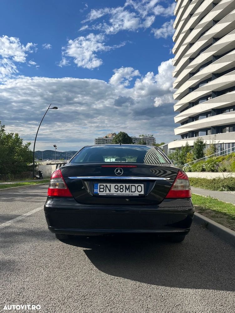 Mercedes-Benz E - 4