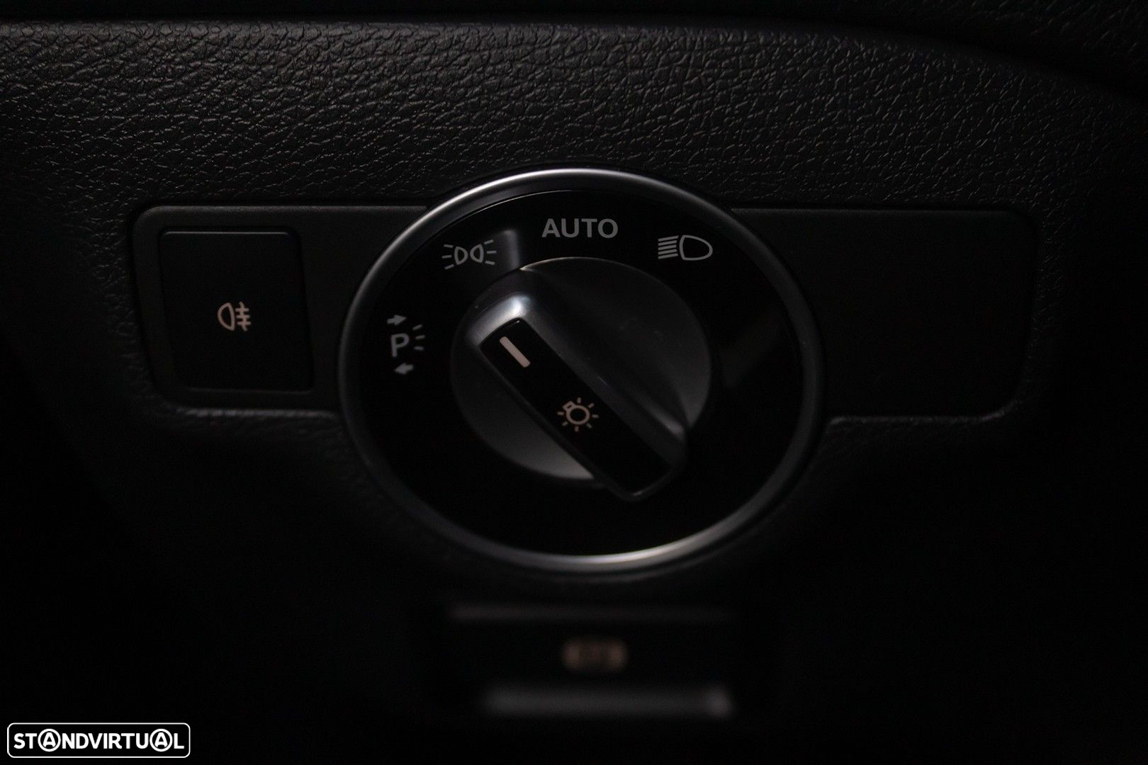 Mercedes-Benz CLA 200 - 19