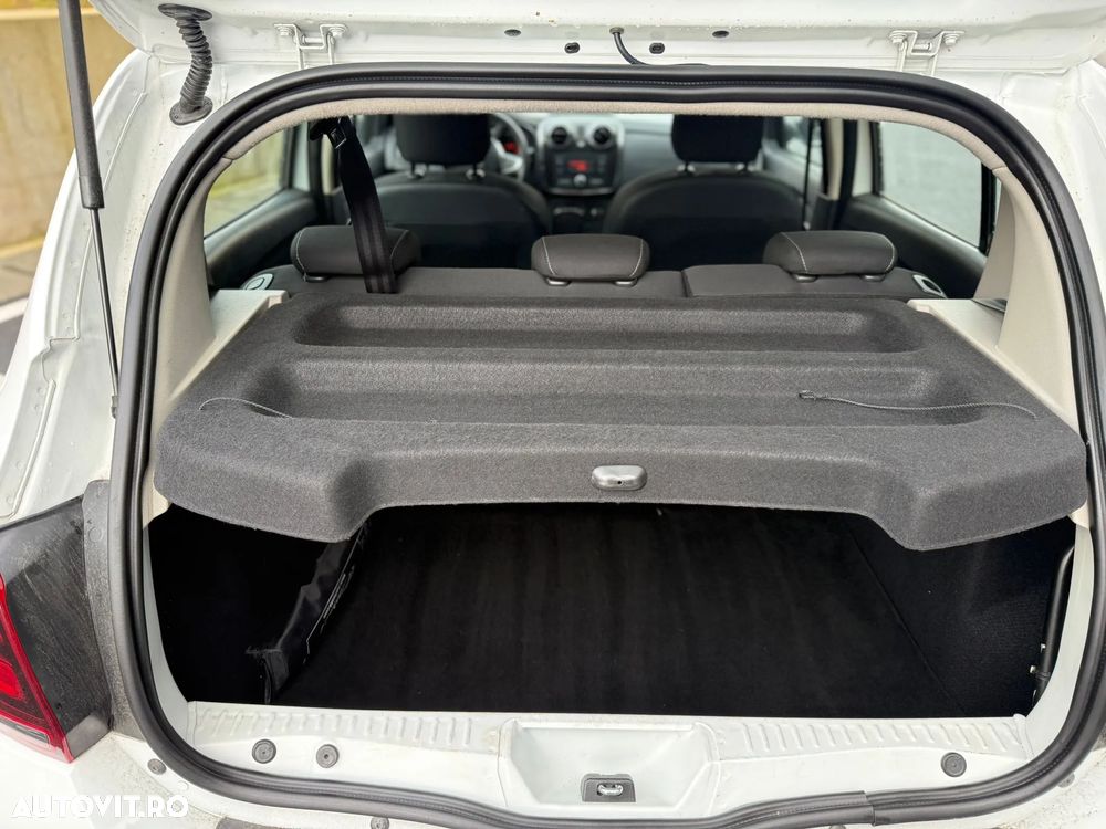 Dacia Sandero - 12