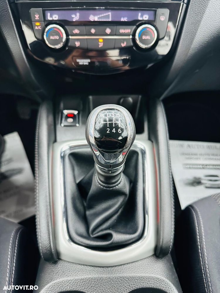 Nissan Qashqai 1.5 DCI N-Connecta - 24