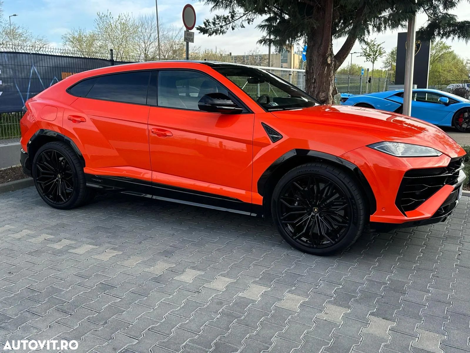 Lamborghini URUS - 1