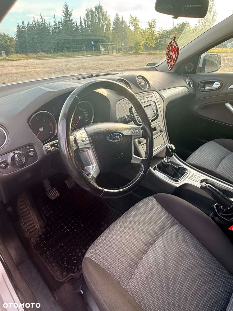 Ford Mondeo 2.0 TDCi Titanium - 13