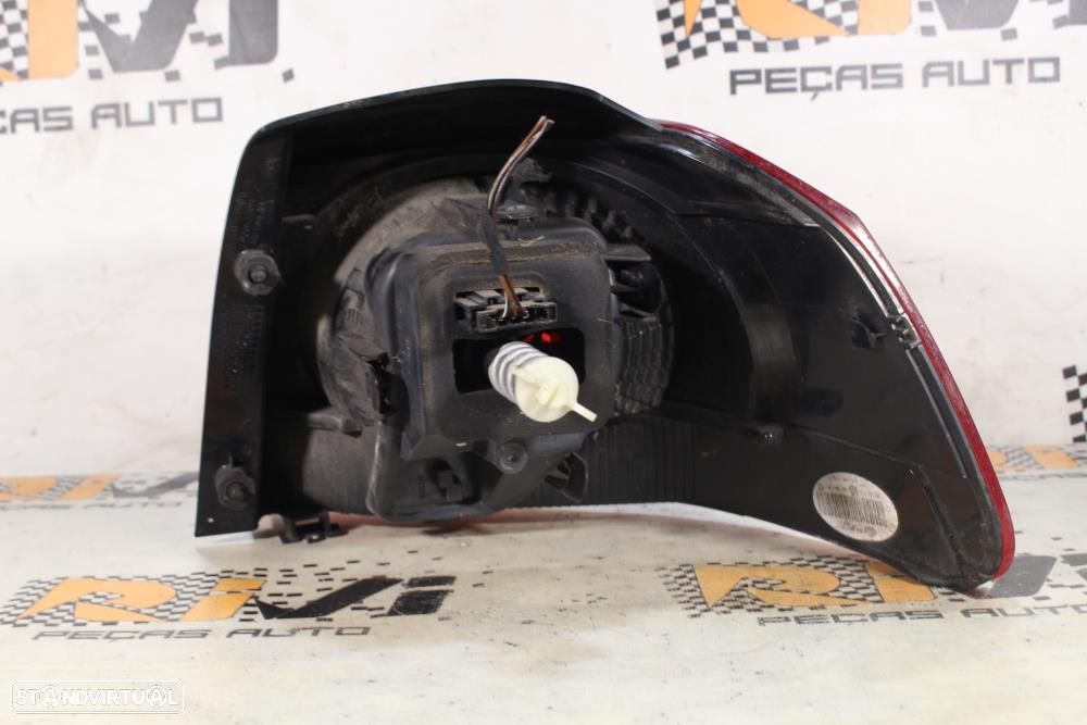 Farolim Esquerdo Volkswagen Golf Vi (5K1)  Farolim Esquerdo Do Chassi - 3