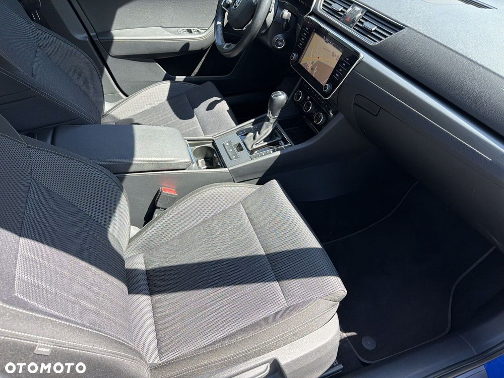 Skoda Superb 2.0 TDI SCR Style DSG - 38