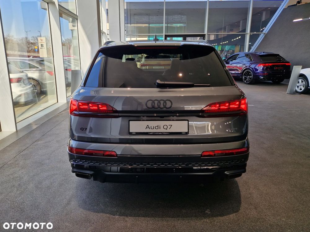 Audi Q7 - 4