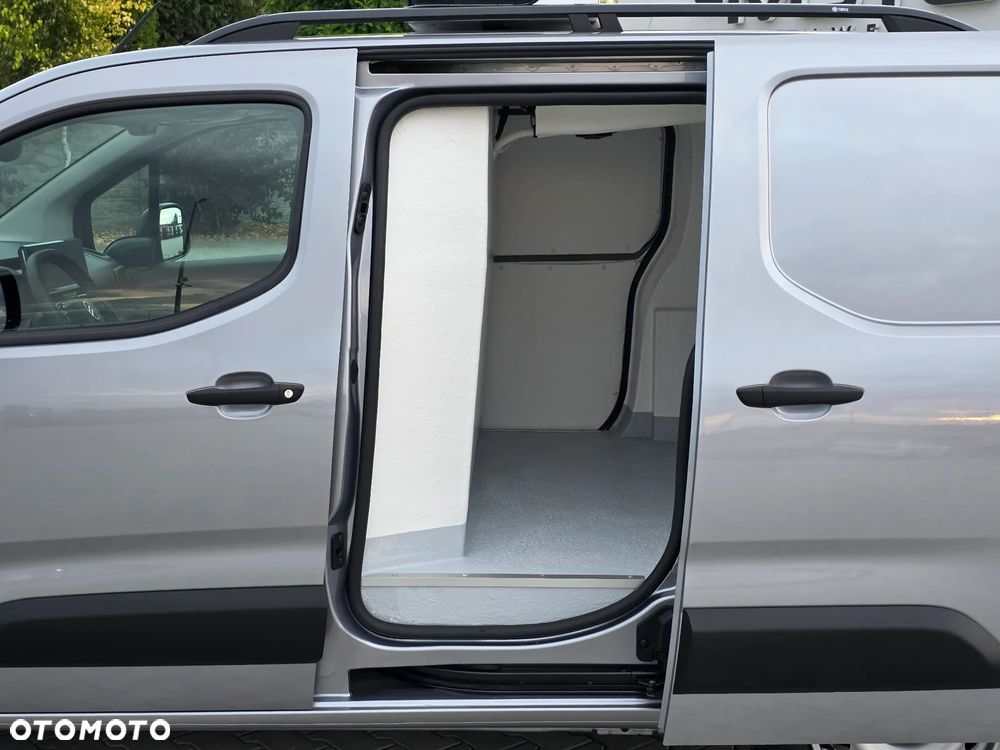 Citroën BERLINGO // CHŁODNIA // IZOTERMA // SALON PL // FABRYCZNA GWARANCJA // 1 WŁ // FV 23 % // - 17