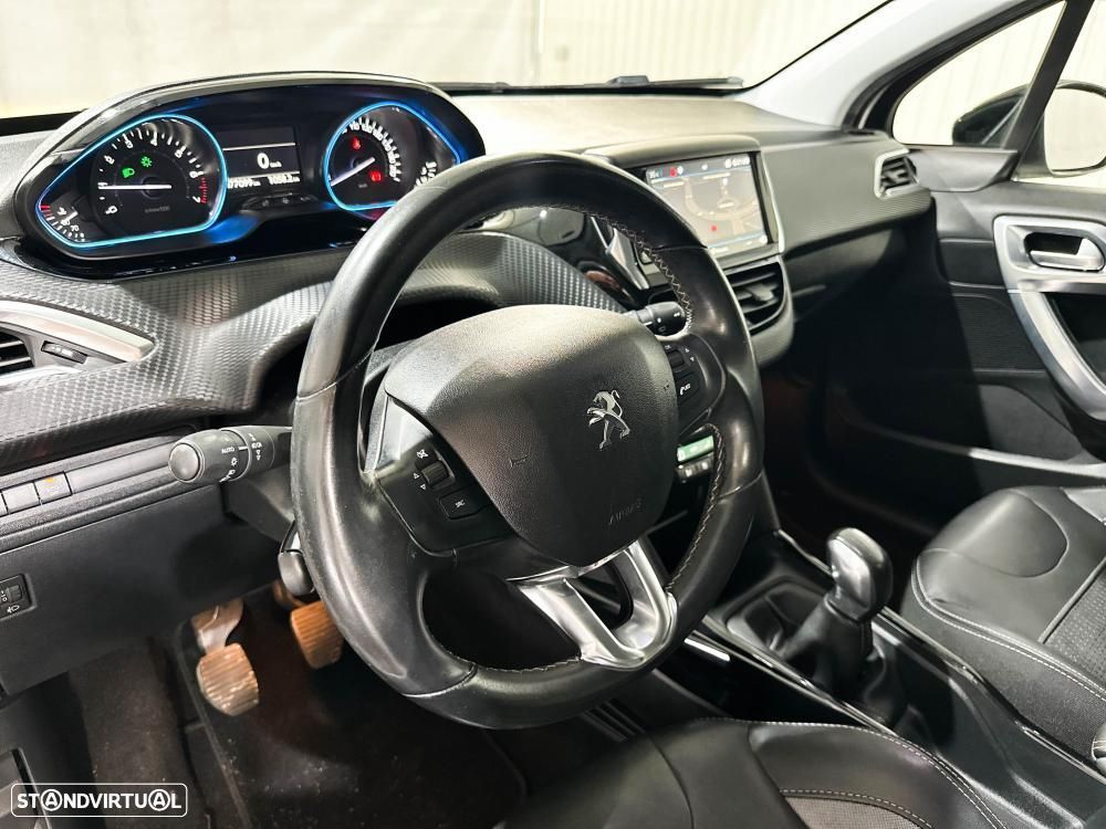 Peugeot 2008 1.2 PureTech GT Line - 19