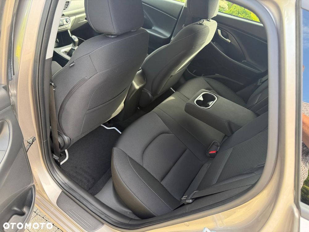 Hyundai i30 1.6 CRDI Prime - 8