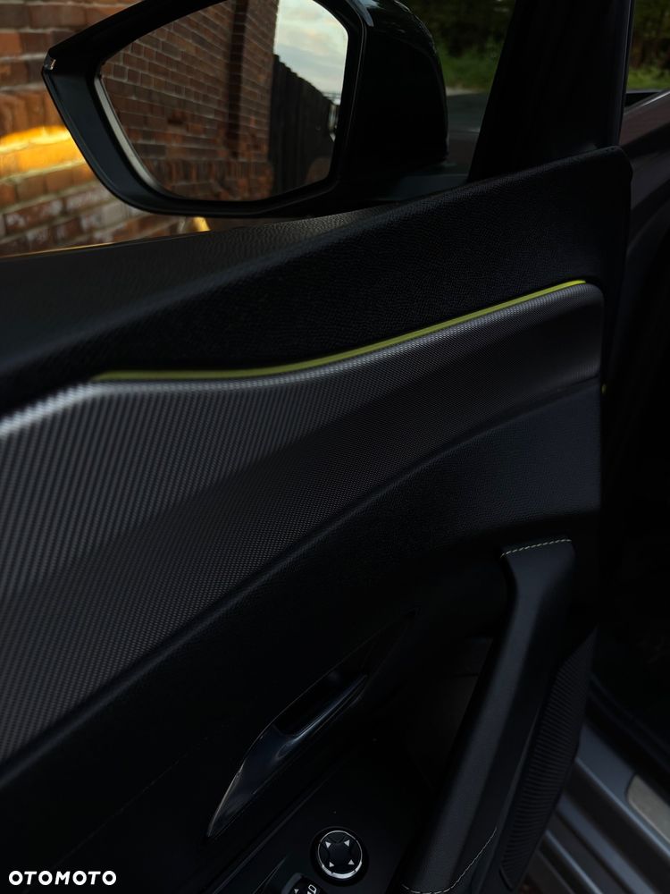 Peugeot 308 1.6 Hybrid PHEV GT EAT8 - 31