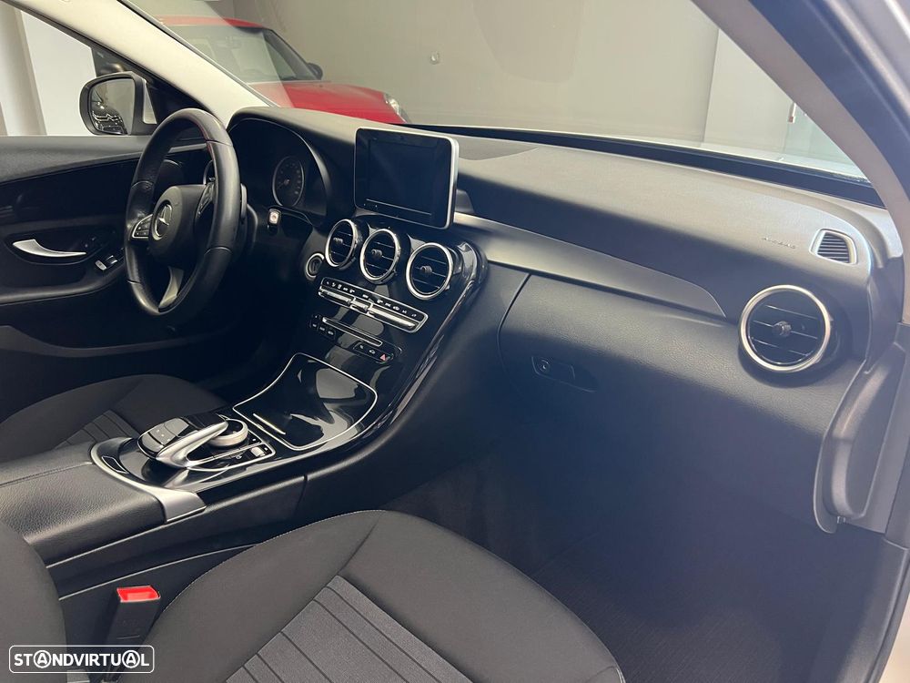 Mercedes-Benz C 200 d Avantgarde Aut. - 25