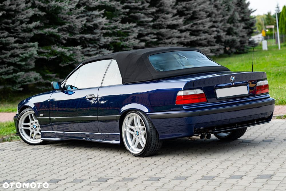 BMW Seria 3 320i - 18