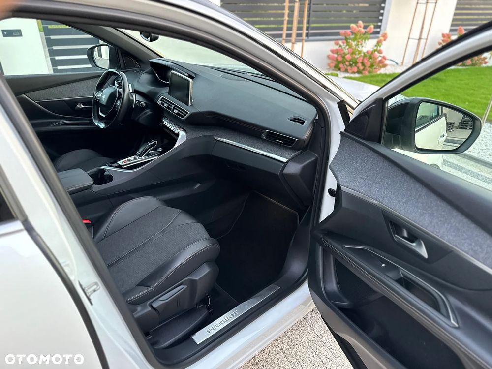 Peugeot 3008 - 31