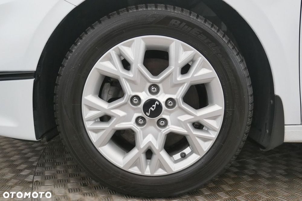 Kia Ceed 1.5 T-GDI M - 14